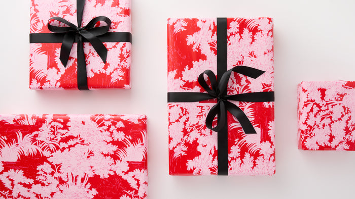 Scarlet Toile