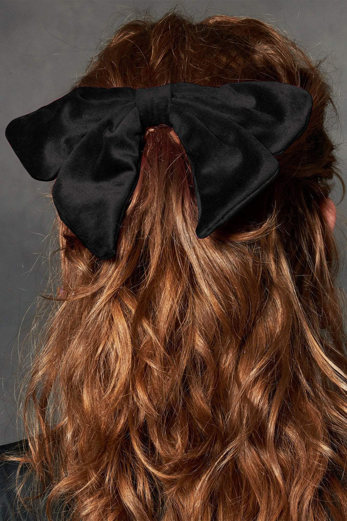 Jet Bow Barrette