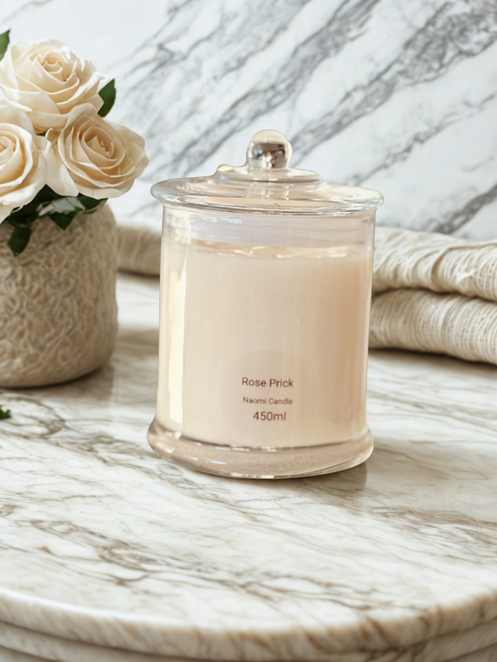 Naomi Luxury Scented Candle - Clear Glass