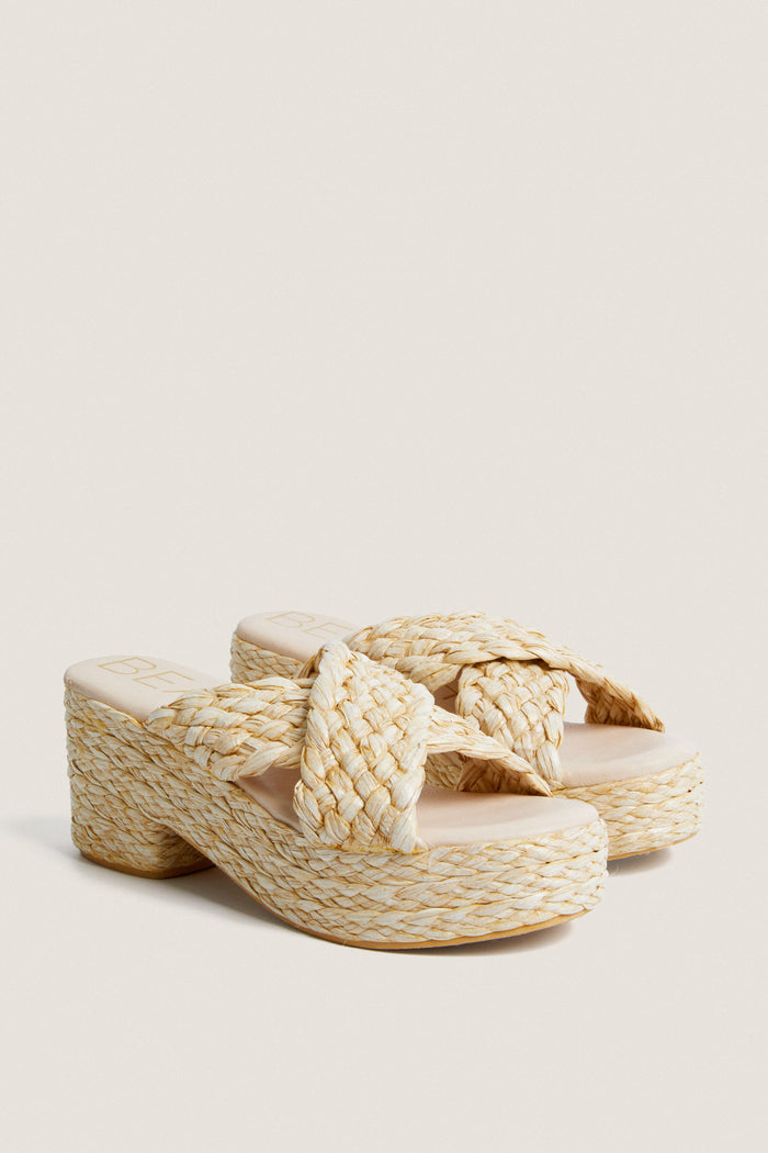 Natural Reflection Sandals