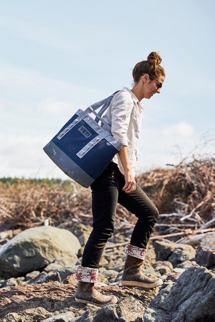 Navy Camino Carryall 35